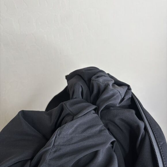 Louis Vuitton Embossed Monogram Zip Up Jacket - Picture 10 of 10